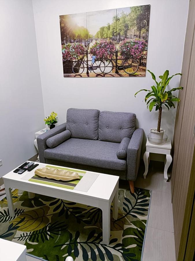 Home Away From Home Manila Eksteriør bilde
