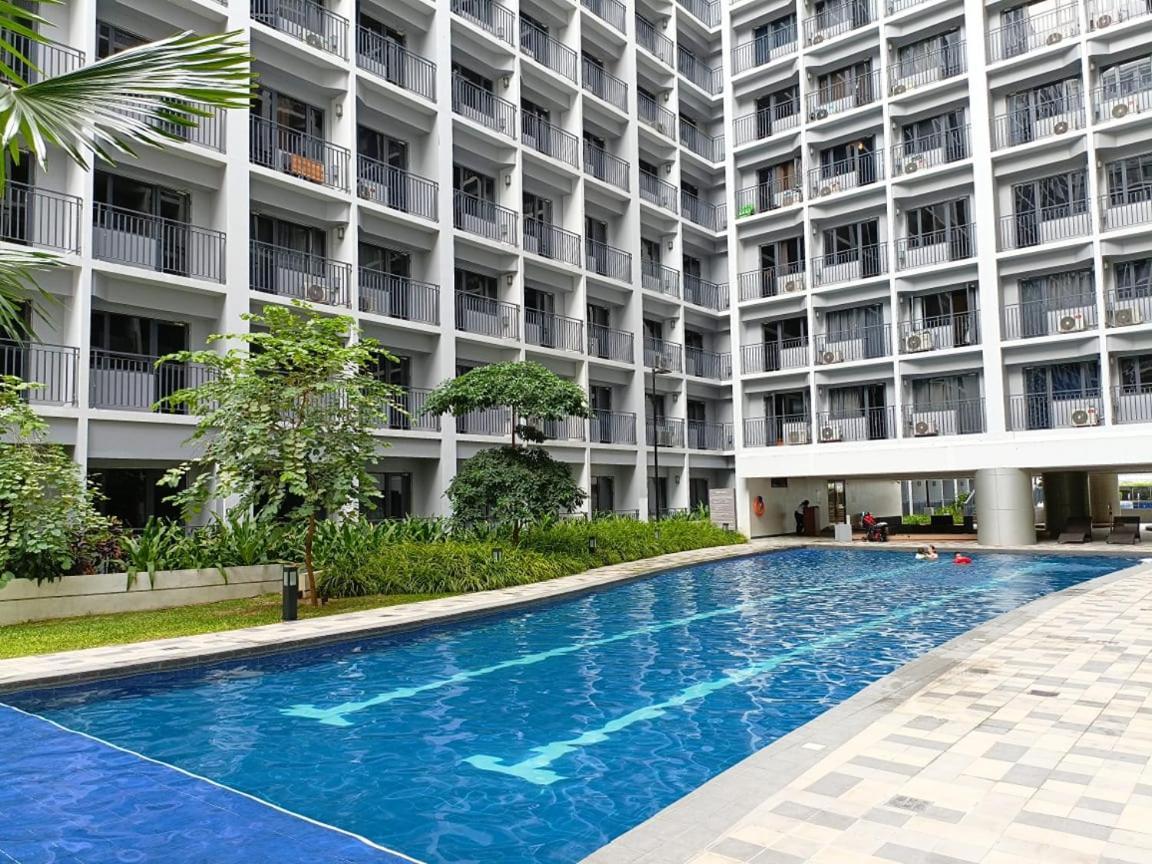 Home Away From Home Manila Eksteriør bilde
