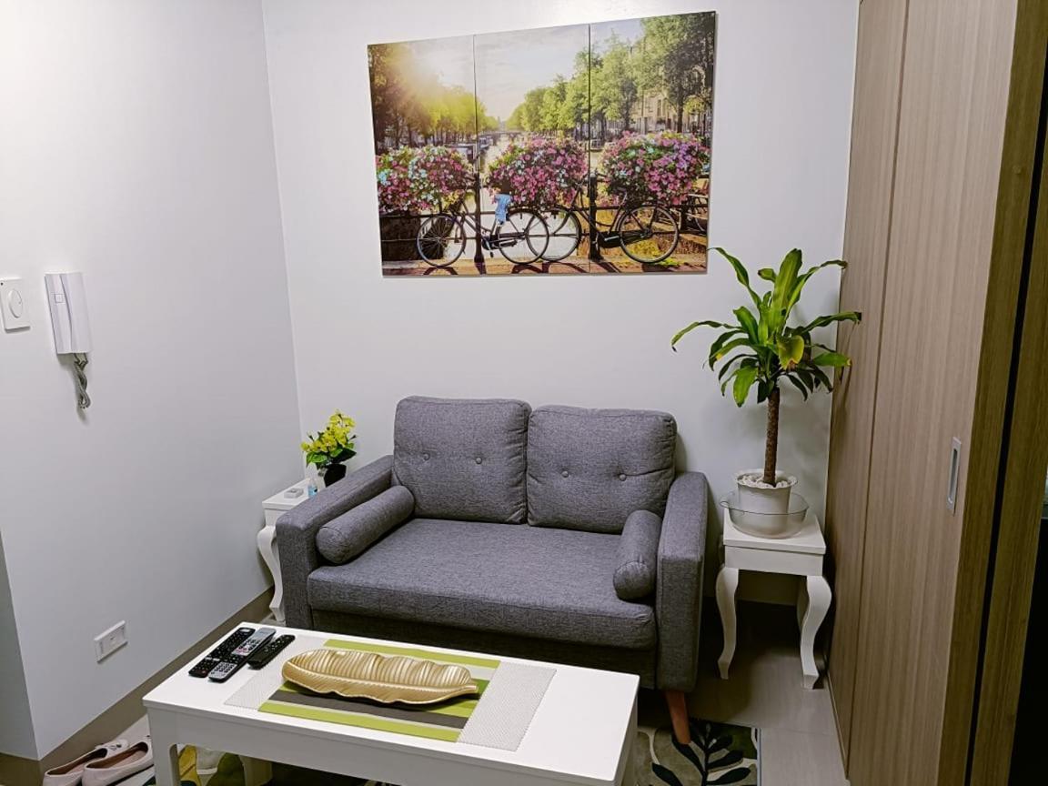 Home Away From Home Manila Eksteriør bilde